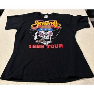 VTG Lynyrd Skynyrd~1996 World Tour Concert~Black Tee Shirt~Size XL Single Stitch
